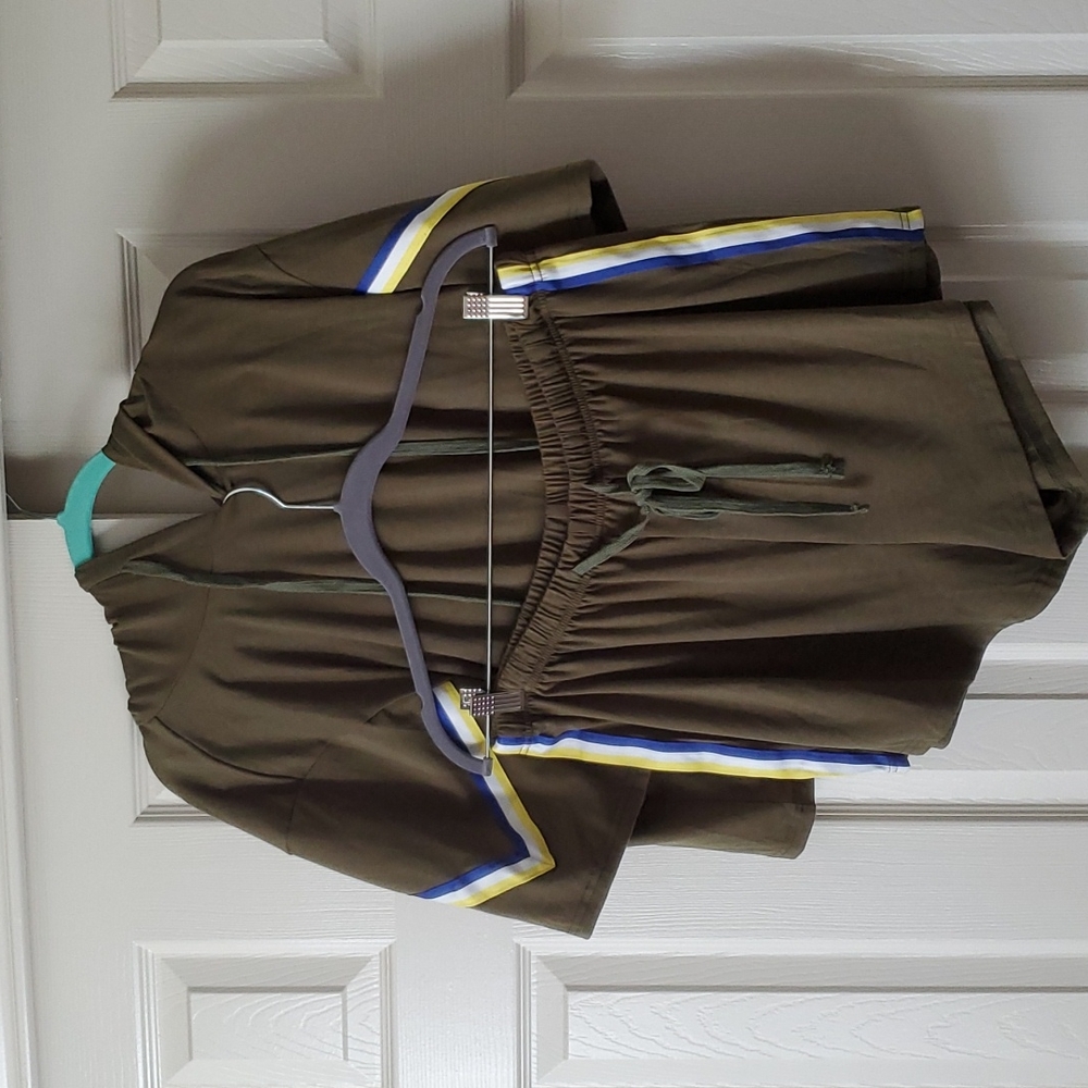 Two piece jogging set